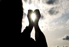 爱游戏:图片报:诺伊尔这次的伤势比之前严重些,他在争取尽快回归.